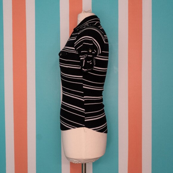 GUESS Black and White Striped Zip-Up Fitted Top - Picture 2 of 7